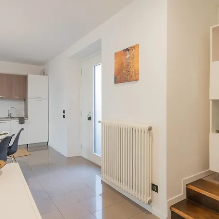 Ponente Balcony & Garden By Rent Апартаменты Граведона