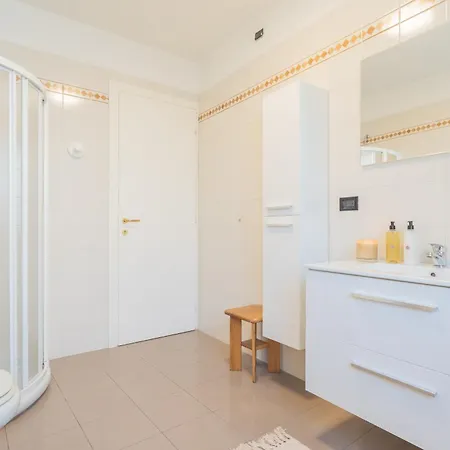 Ponente Balcony & Garden By Rent *